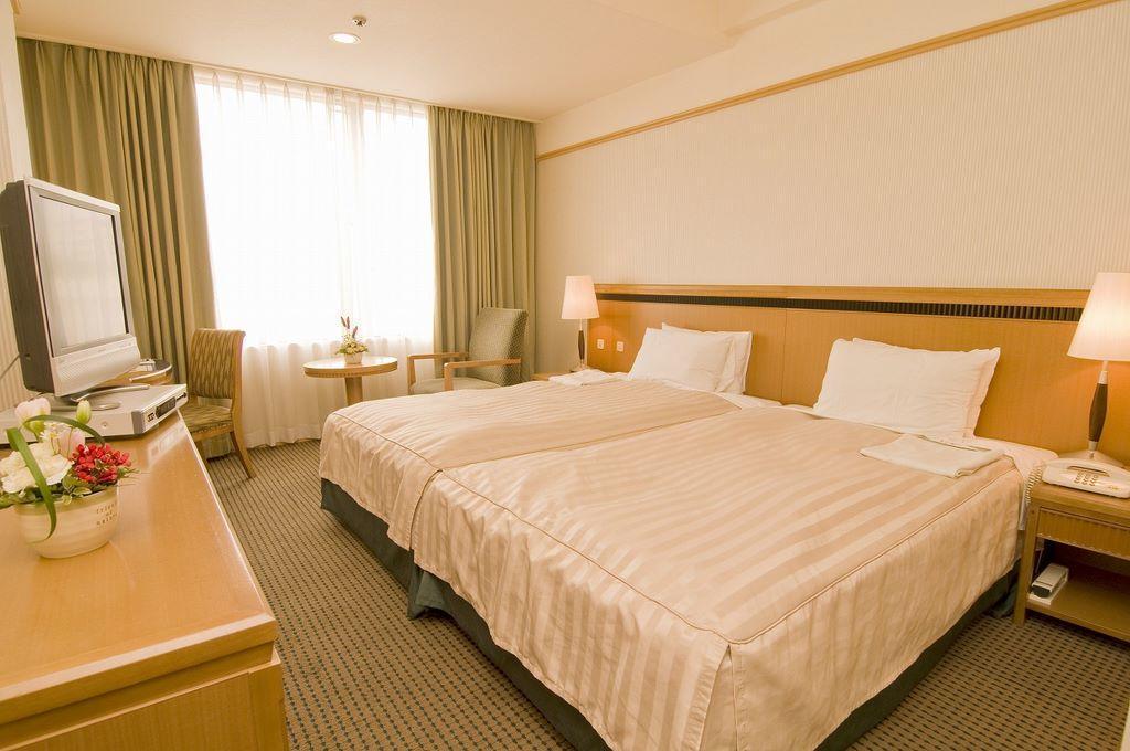Orion Hotel Naha Exterior photo